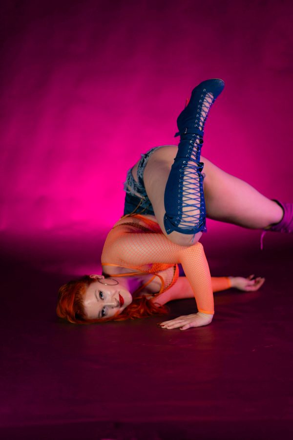 Twerk & Tricks - tiiviskurssi ti 22.4. klo 19:15 (1,5t)